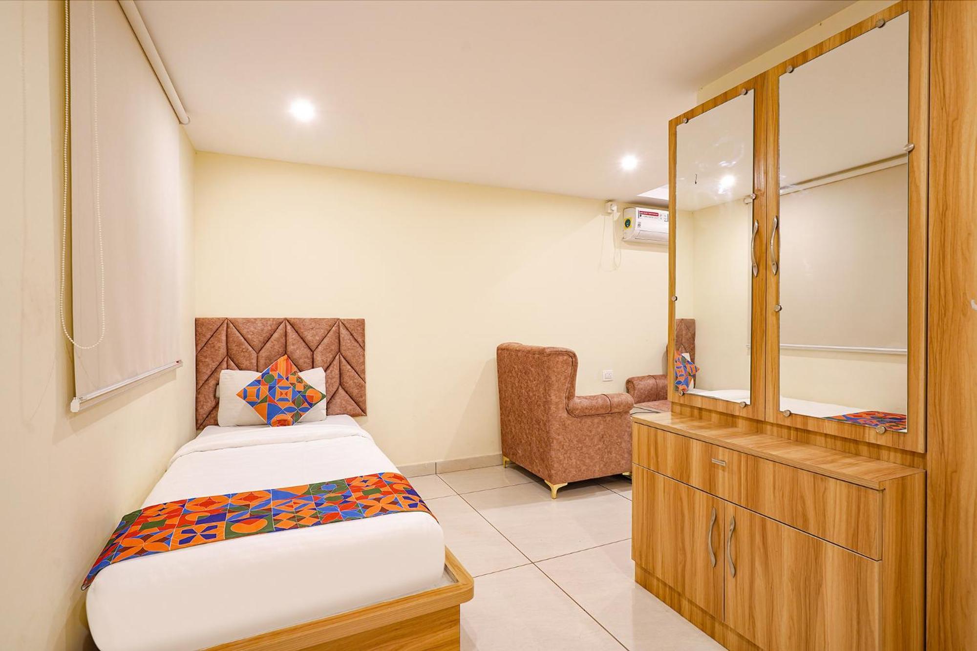 Open Hotel By Olive - Sai Luxury Comforts Bangalore Dış mekan fotoğraf